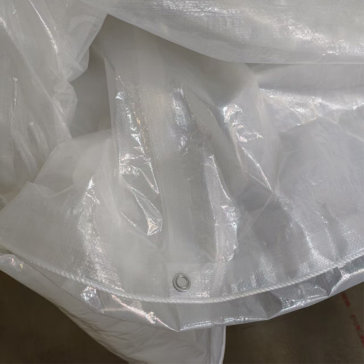 Zakaj izbrati našo prozorno ponjavo?